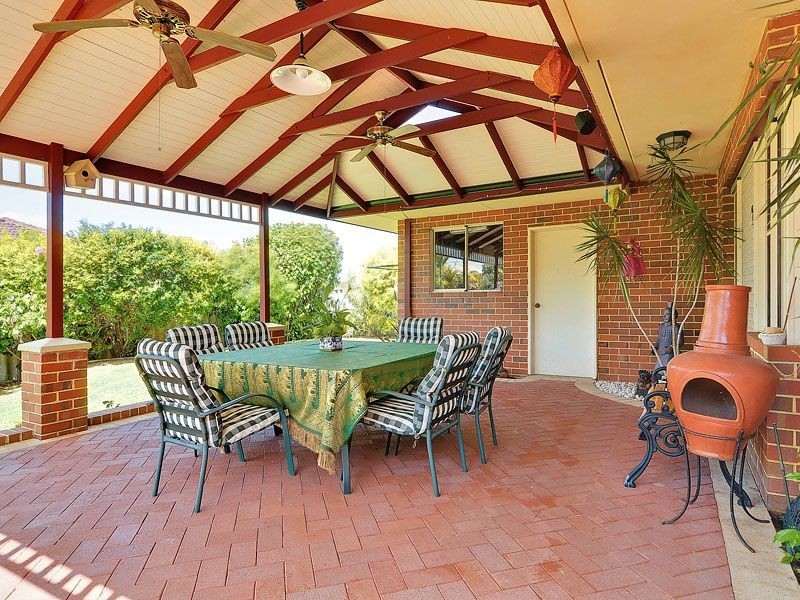13 Wildwood Heights, Leeming WA 6149