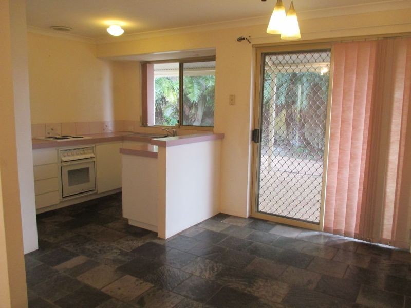 7B Bulrush Drive, Bibra Lake WA 6163