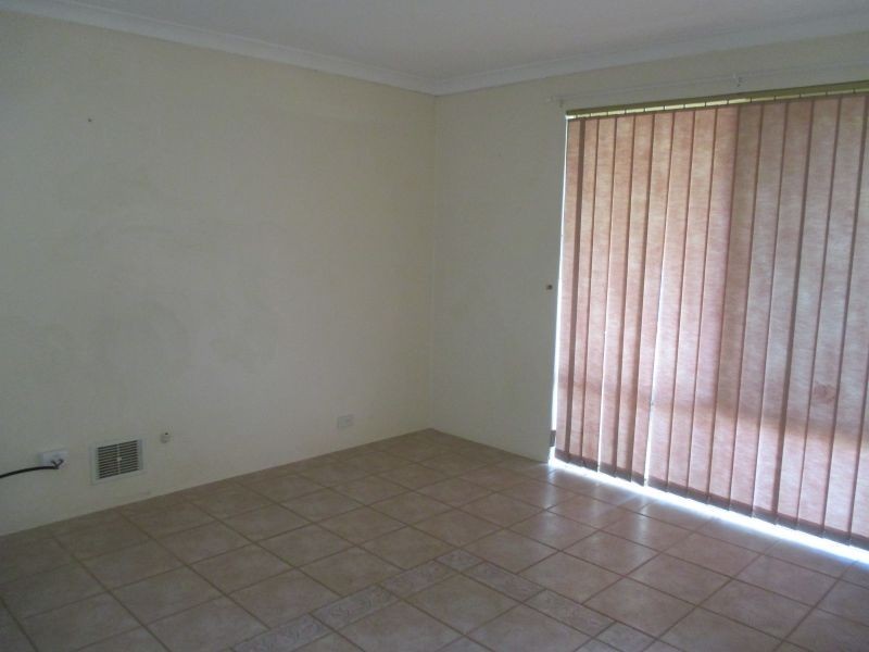 7B Bulrush Drive, Bibra Lake WA 6163