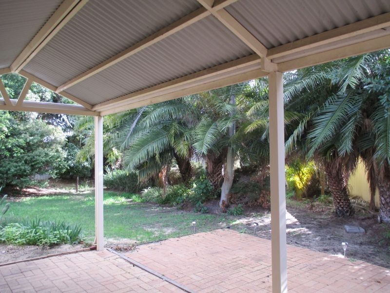 7B Bulrush Drive, Bibra Lake WA 6163