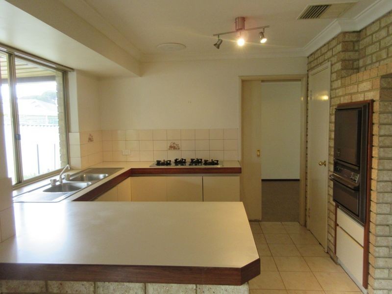 16B The Mews, Kardinya WA 6163