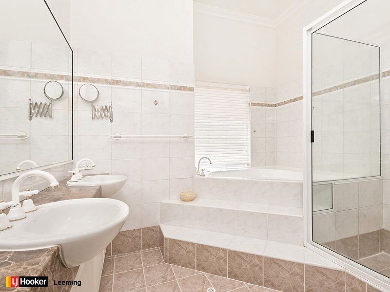 14 Carpenter Rise, Bull Creek WA 6149