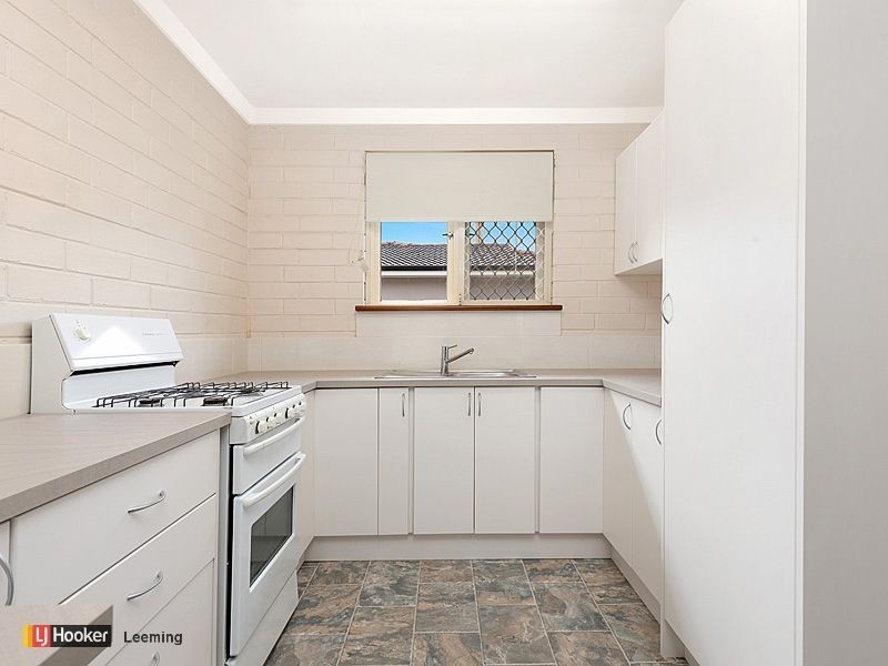 6 Watsonia Street, Maddington WA 6109