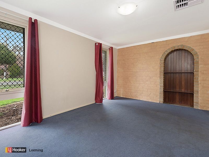 6 Watsonia Street, Maddington WA 6109