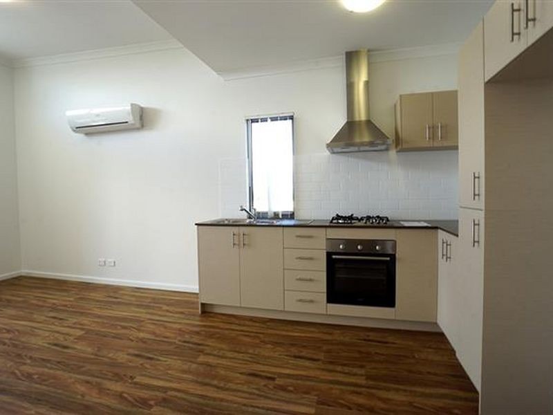 8/22 Hampstead Gate, Success WA 6164