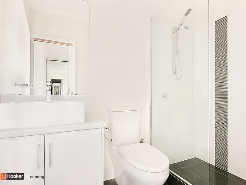 4/9 Orleans Street, Spearwood WA 6163