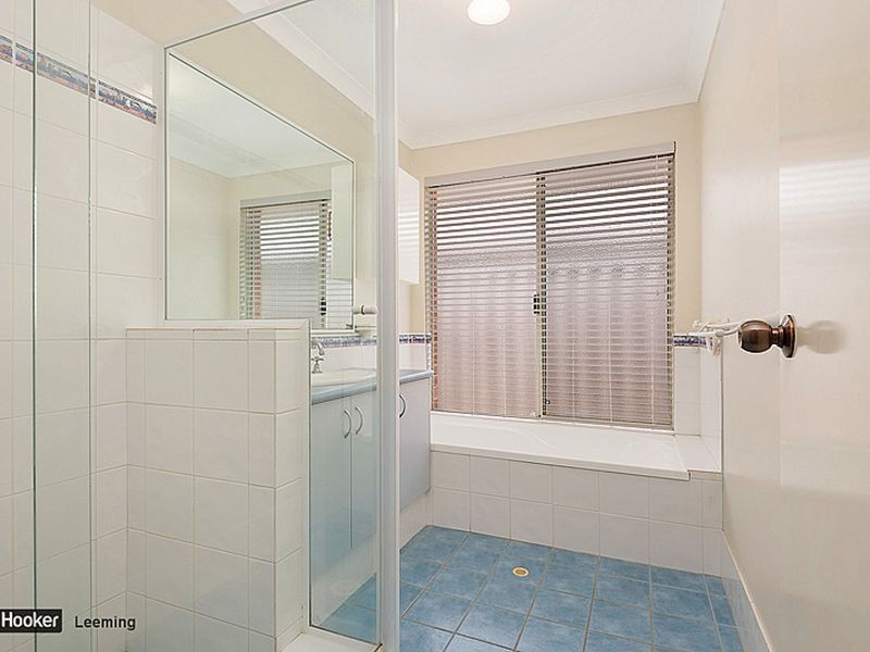 10 Jurien Way, Hammond Park WA 6164