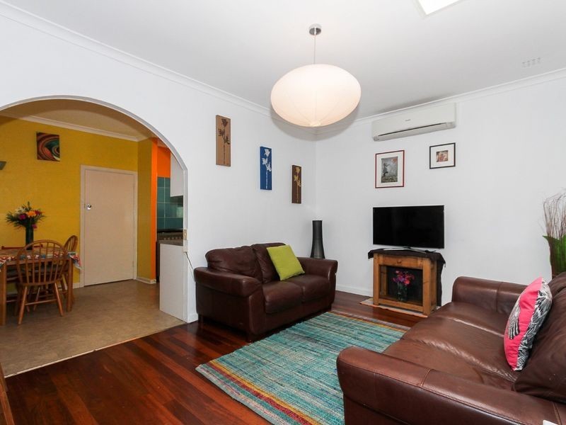 23 Caliban Way, Coolbellup WA 6163