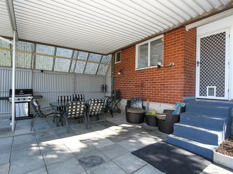 23 Caliban Way, Coolbellup WA 6163