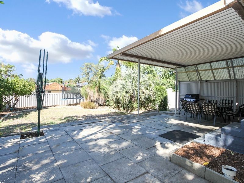 23 Caliban Way, Coolbellup WA 6163