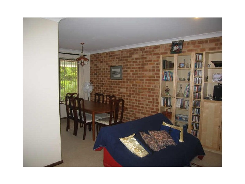 23 Winchester Way, Leeming WA 6149