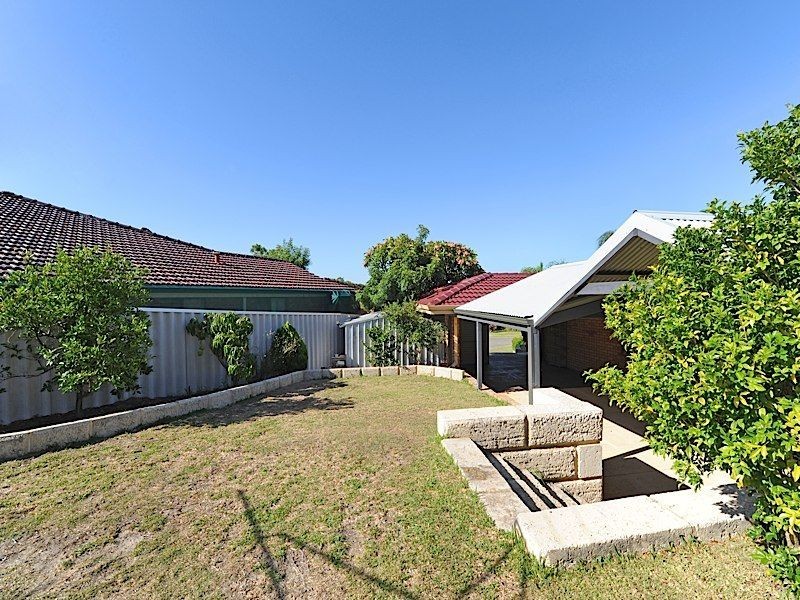 6 Shemels Court, Leeming WA 6149