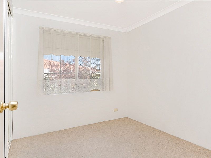 1A Farrington Road, Leeming WA 6149