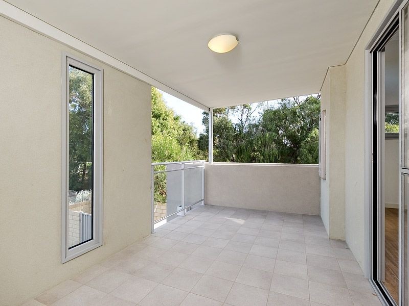 8/12 Bushlark Turn, Erskine WA 6210