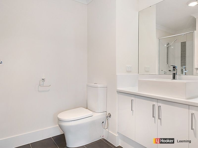 2/9 Orleans Street, Spearwood WA 6163