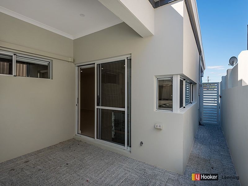 3/9 Orleans Street, Spearwood WA 6163