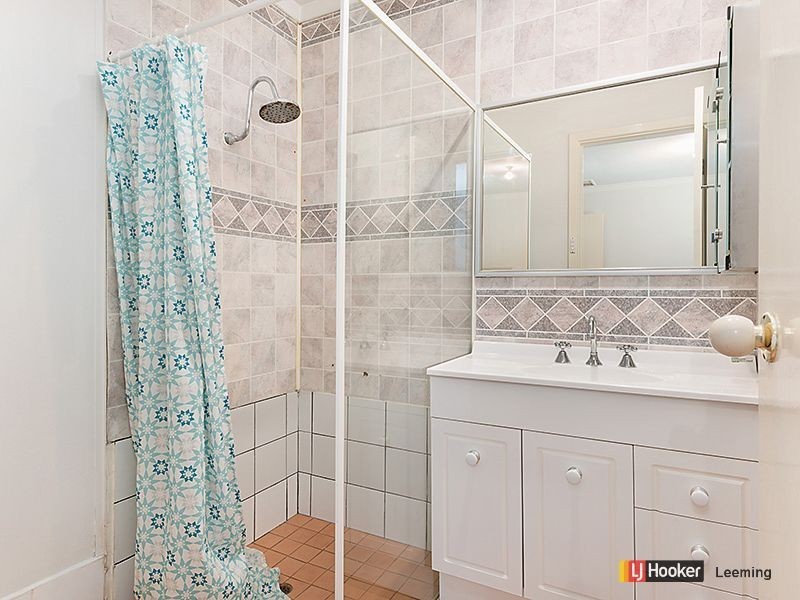 18 Davies Crescent, Kardinya WA 6163