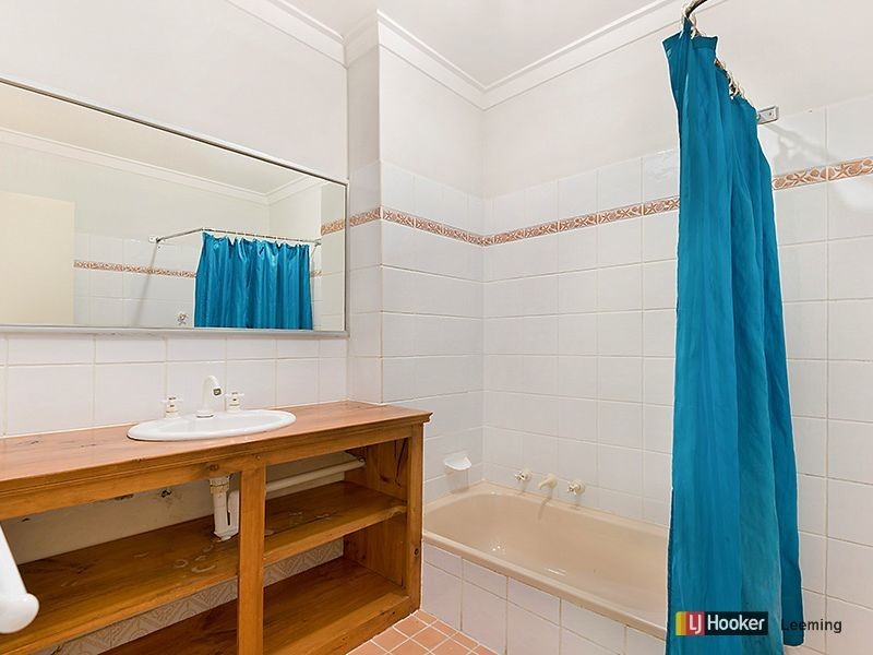 18 Davies Crescent, Kardinya WA 6163