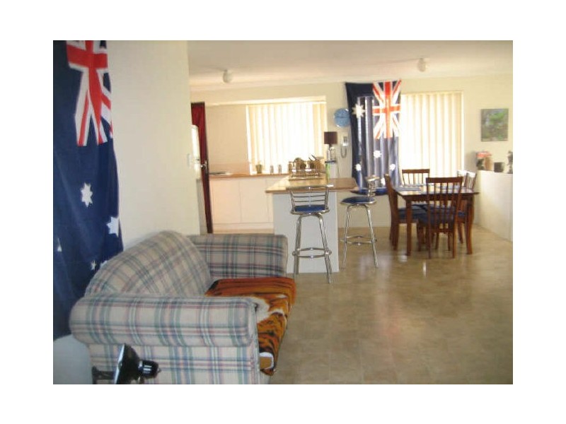 10 Herdsman Close, Success WA 6164