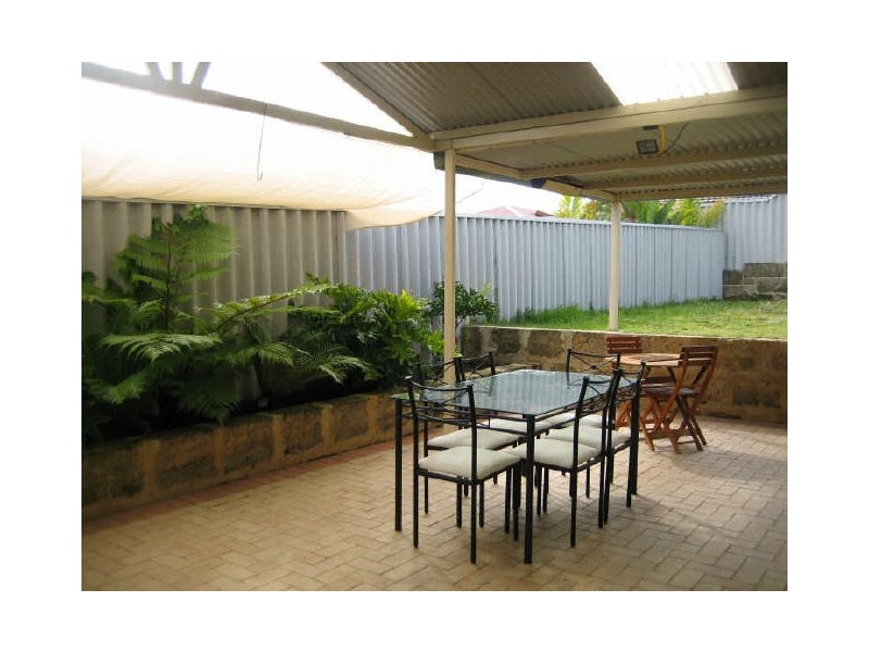 10 Herdsman Close, Success WA 6164