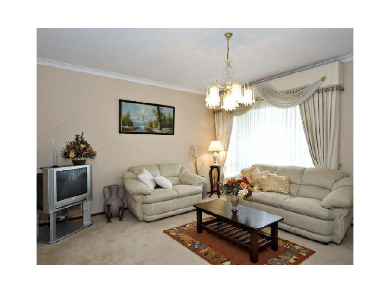 37 Barcombe Way, Leeming WA 6149