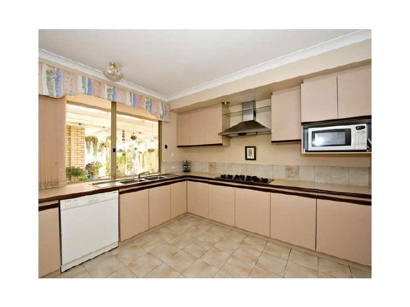 37 Barcombe Way, Leeming WA 6149