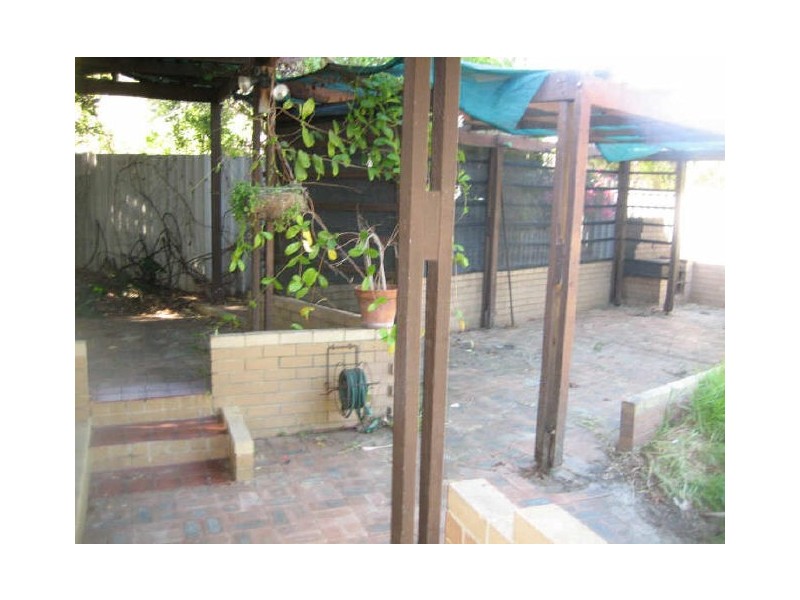 17 Joslin Street, Hilton WA 6163