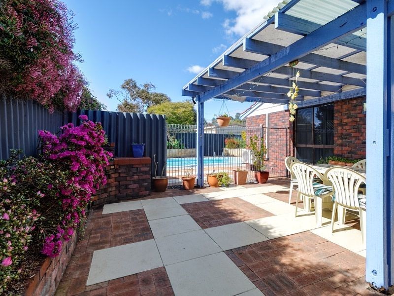 4 Bennett Court, Leeming WA 6149