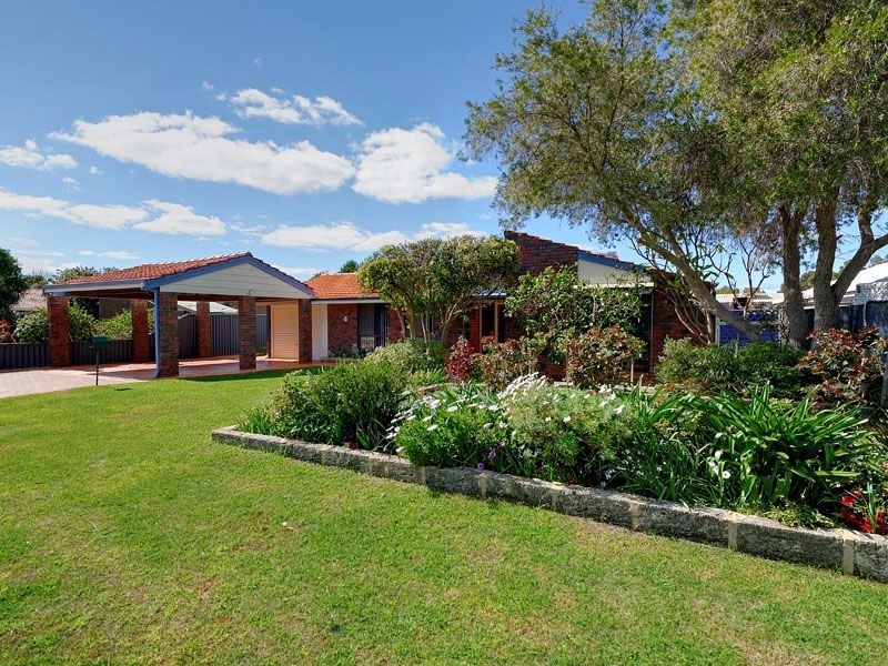 4 Bennett Court, Leeming WA 6149
