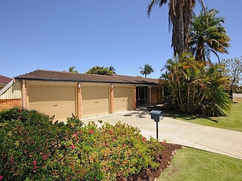 24 San Miguel Drive, Leeming WA 6149