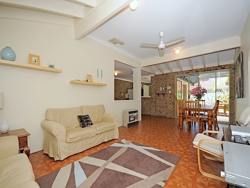 24 San Miguel Drive, Leeming WA 6149