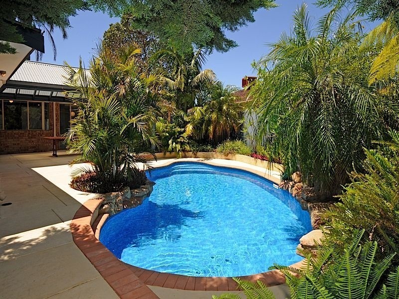 24 San Miguel Drive, Leeming WA 6149