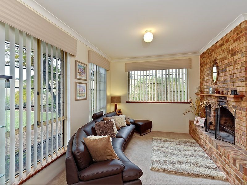 7 Casserly Drive, Leeming WA 6149