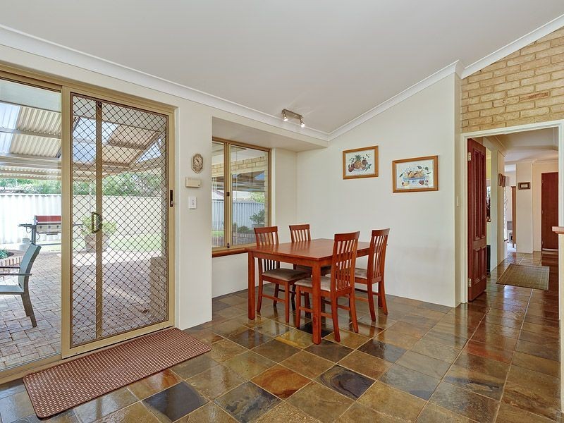 7 Casserly Drive, Leeming WA 6149