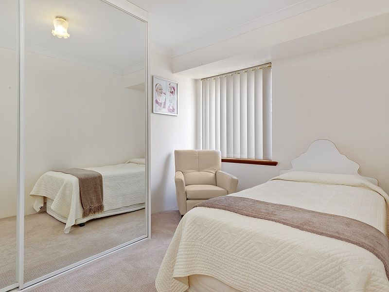 7 Casserly Drive, Leeming WA 6149