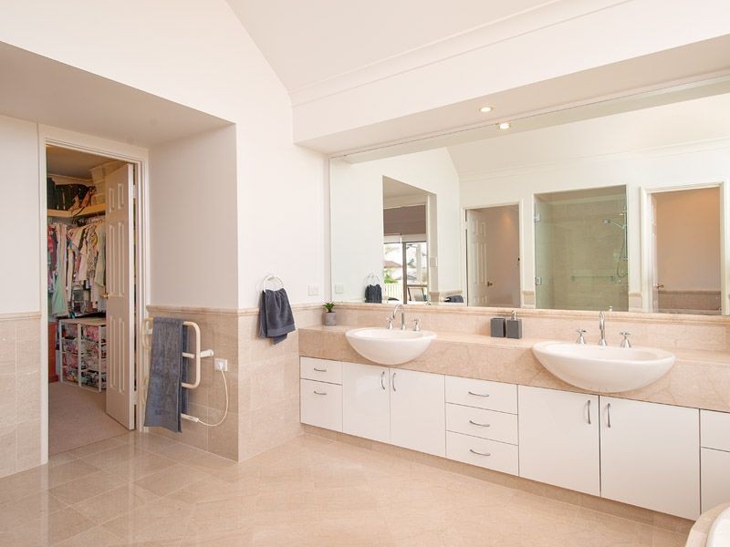 4 Carmody Court, Bull Creek WA 6149