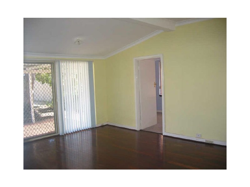 25 Wavel Avenue, Riverton WA 6148