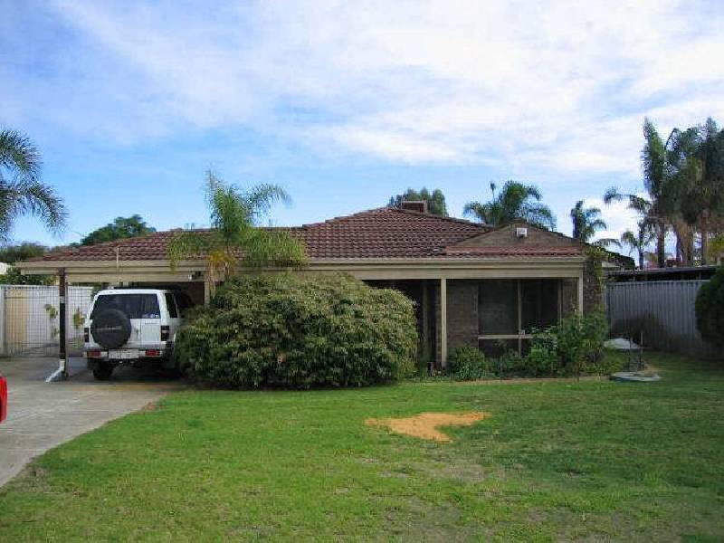 31 Berrigan Drive, South Lake WA 6164