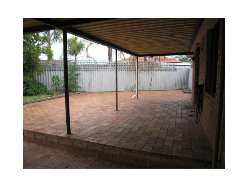 5 Placid Court, South Lake WA 6164