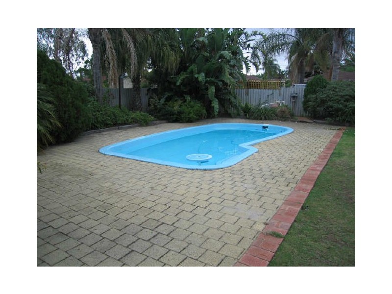 5 Placid Court, South Lake WA 6164