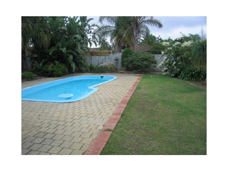 5 Placid Court, South Lake WA 6164