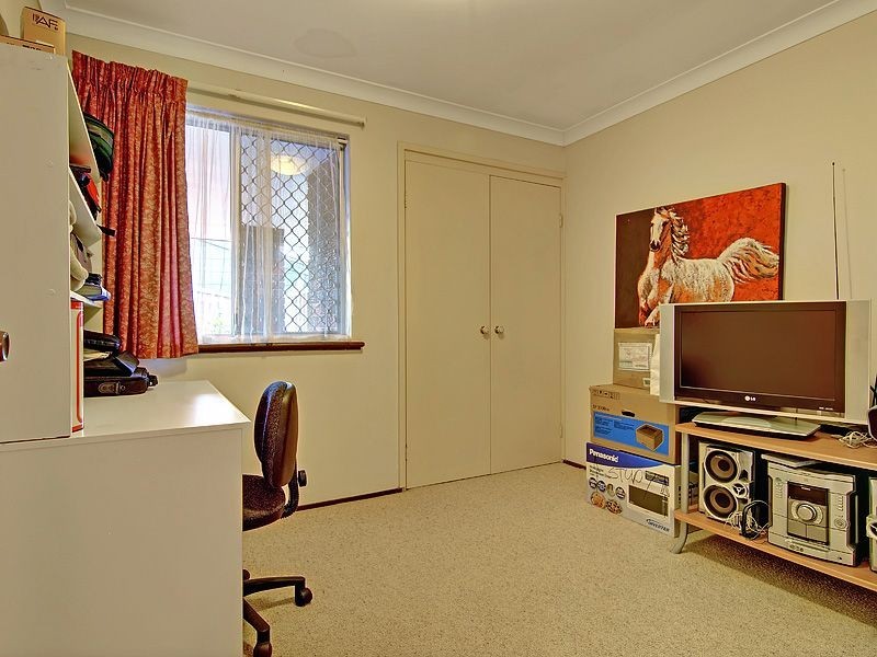 16a Hartfield Crescent, Leeming WA 6149