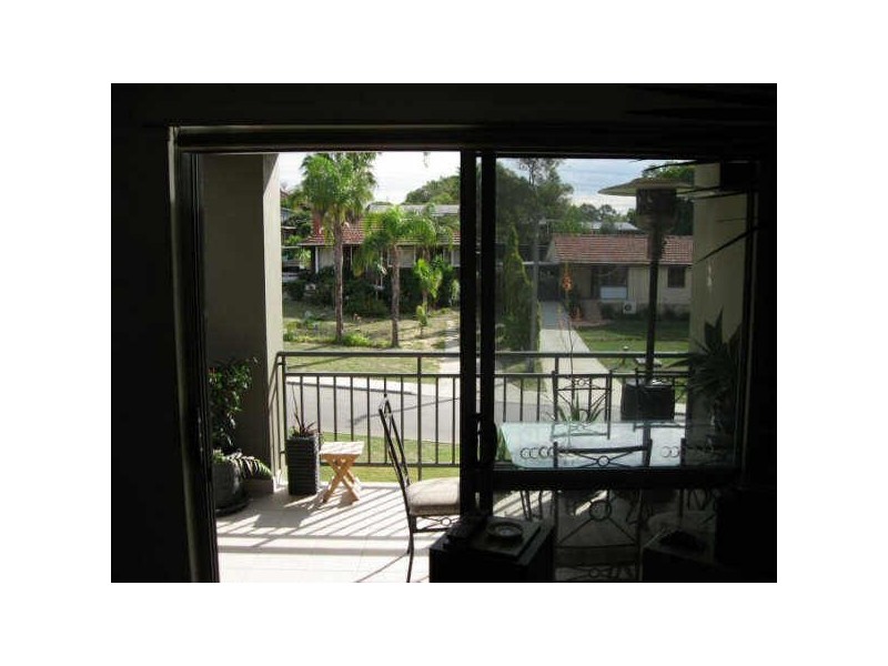 11/15 Rosalind Way, Coolbellup WA 6163