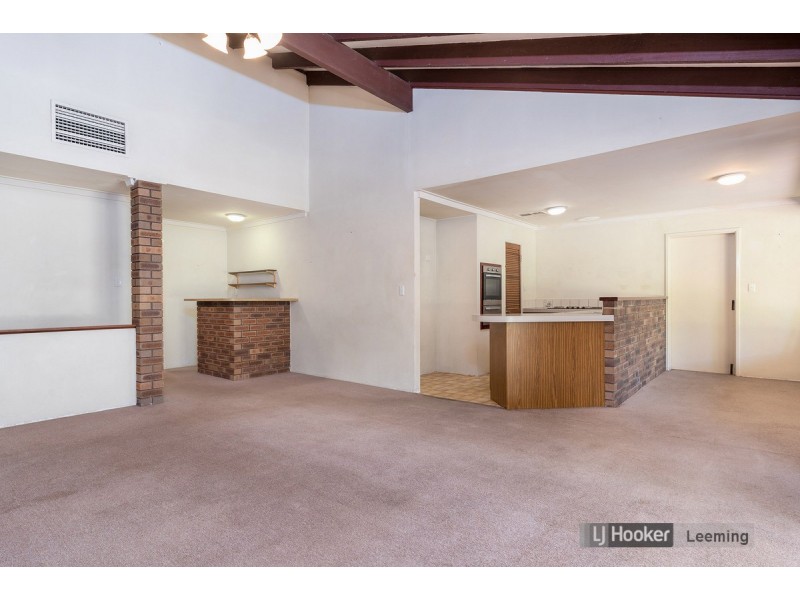 8 Stallwood Gardens, Leeming WA 6149