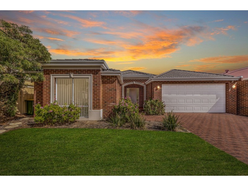 54 Claridge Circle, Thornlie WA 6108