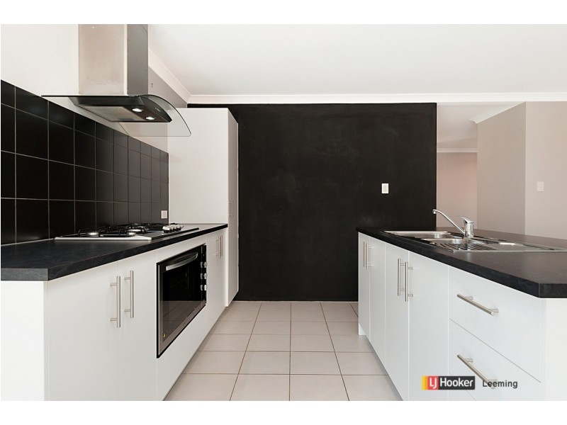 5 Frigate Place, Southern River WA 6110