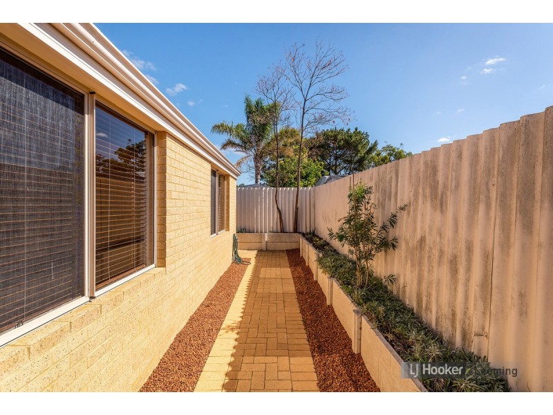 2A Classon Gardens, Leeming WA 6149