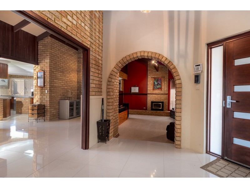 7 Demasson Rise, Leeming WA 6149