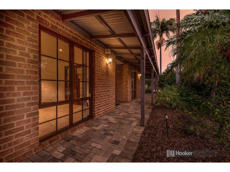 2 Denic Rise, Leeming WA 6149