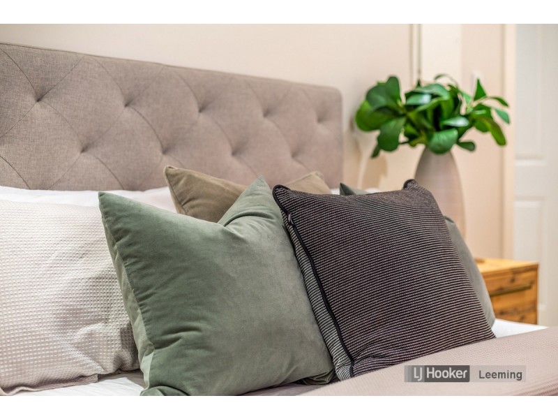 8 Krugger Place, Leeming WA 6149